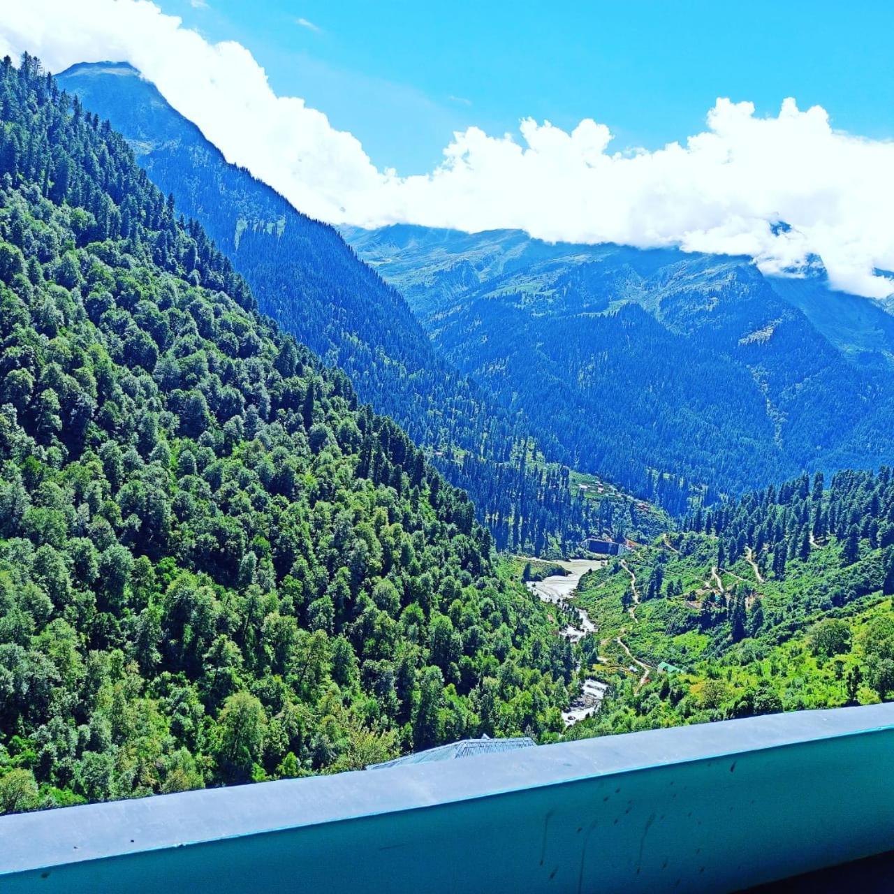 Aman Resort, Tosh Village, Himachal Pradesh Kültér fotó