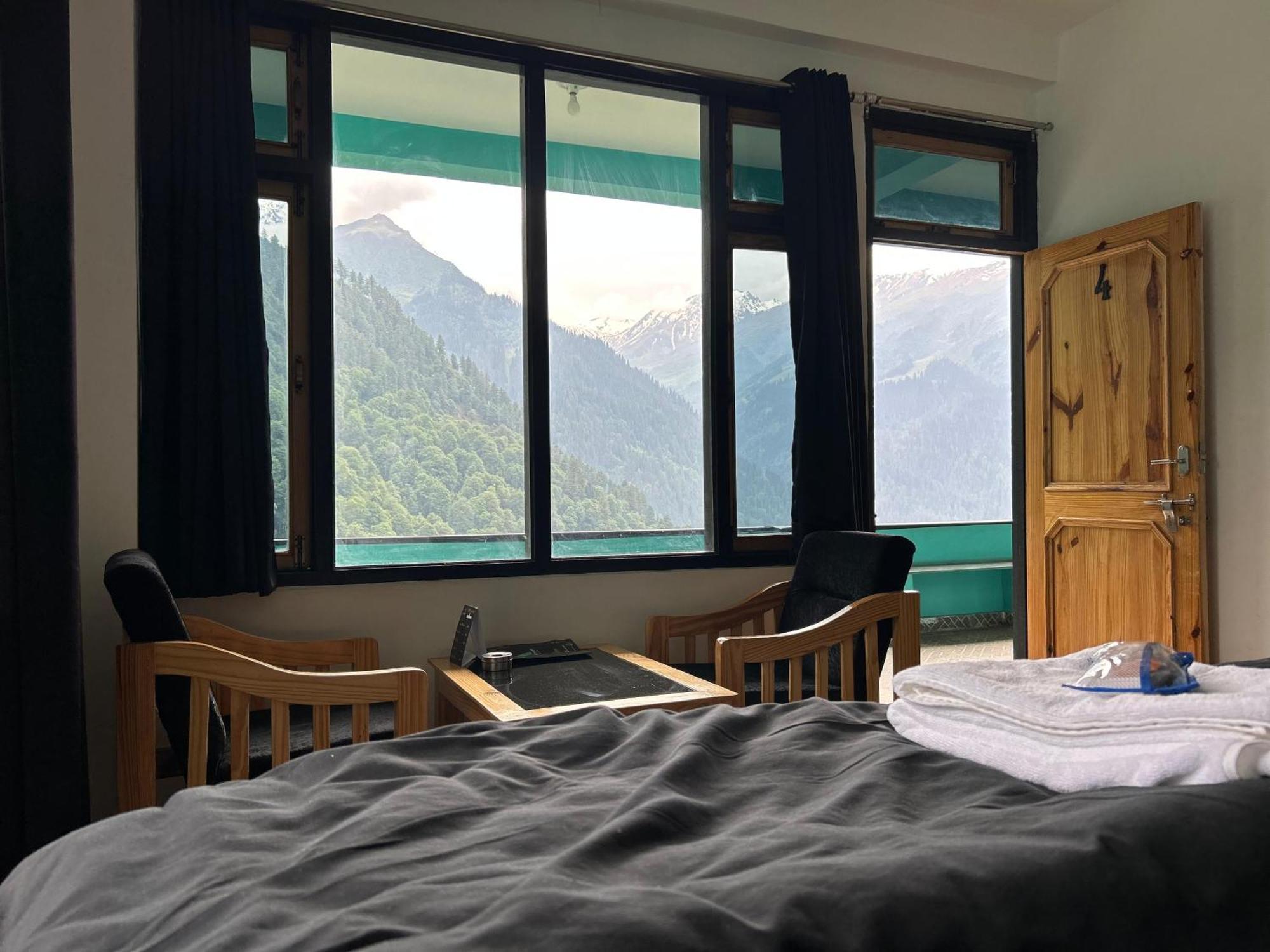 Aman Resort, Tosh Village, Himachal Pradesh Kültér fotó